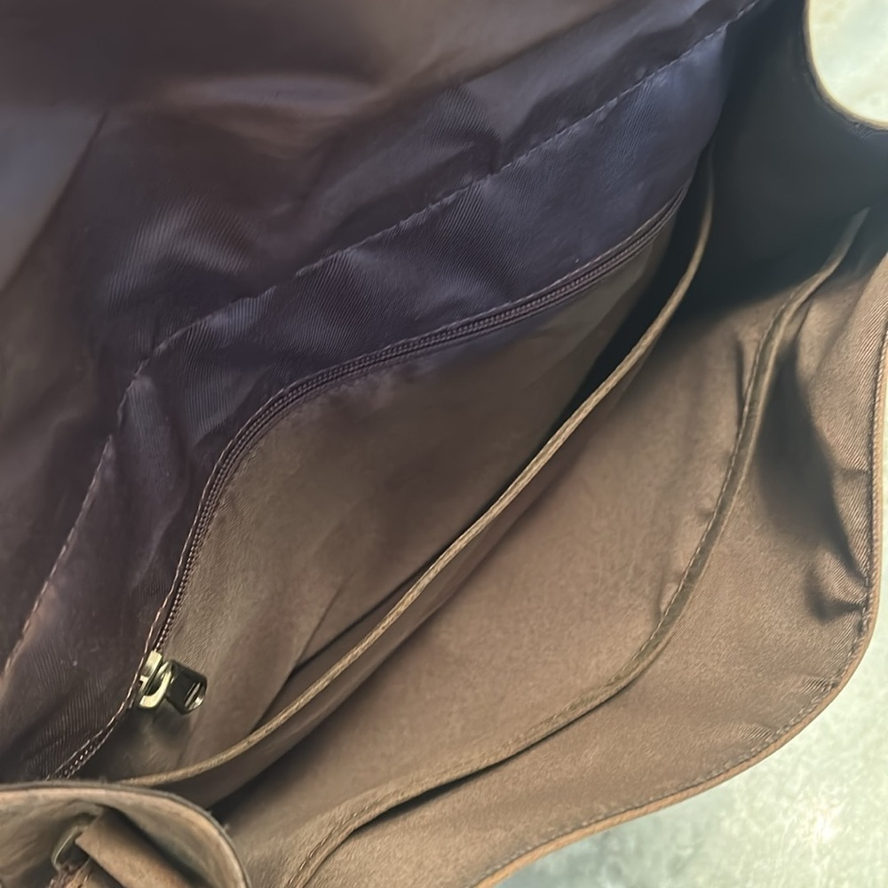 KomalC Leather Saddle Bag - Picture 4 of 4